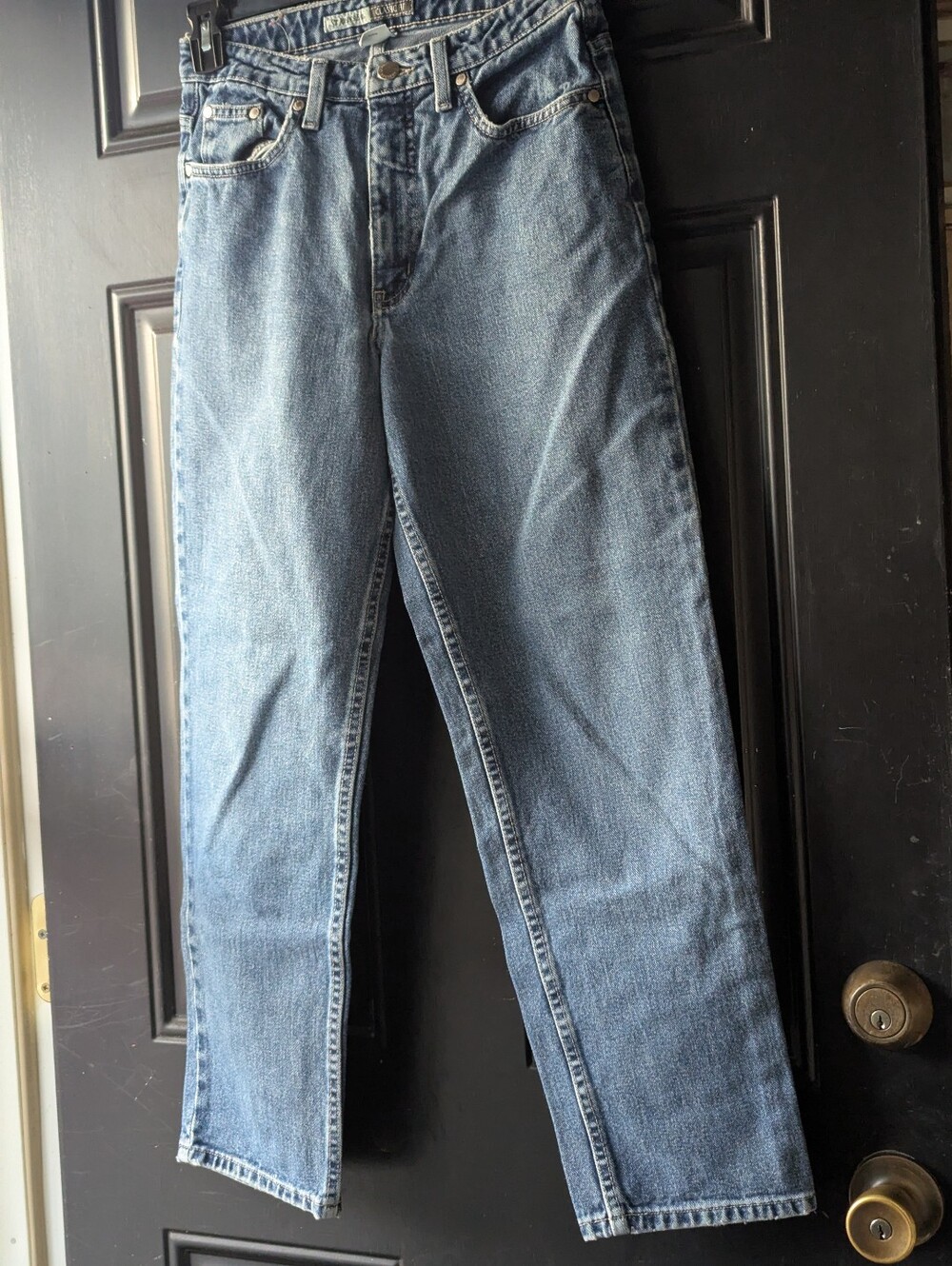 St. John's Bay Classic Fit Medium Blue Straight Leg Denim Jeans Size 8P Y2K - Picture 3 of 15